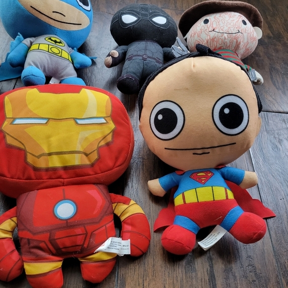 Plush Lot, DC, Marvel, Starwars, Nightmare on Elm Street - Picture 3 of 5